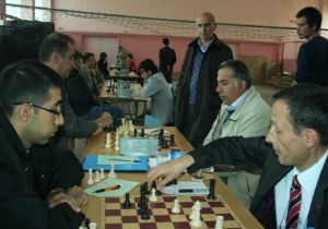 Satrançta heyecan dorukta